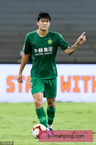 金玟哉逆境领导能力，后防核心用行动稳定军心